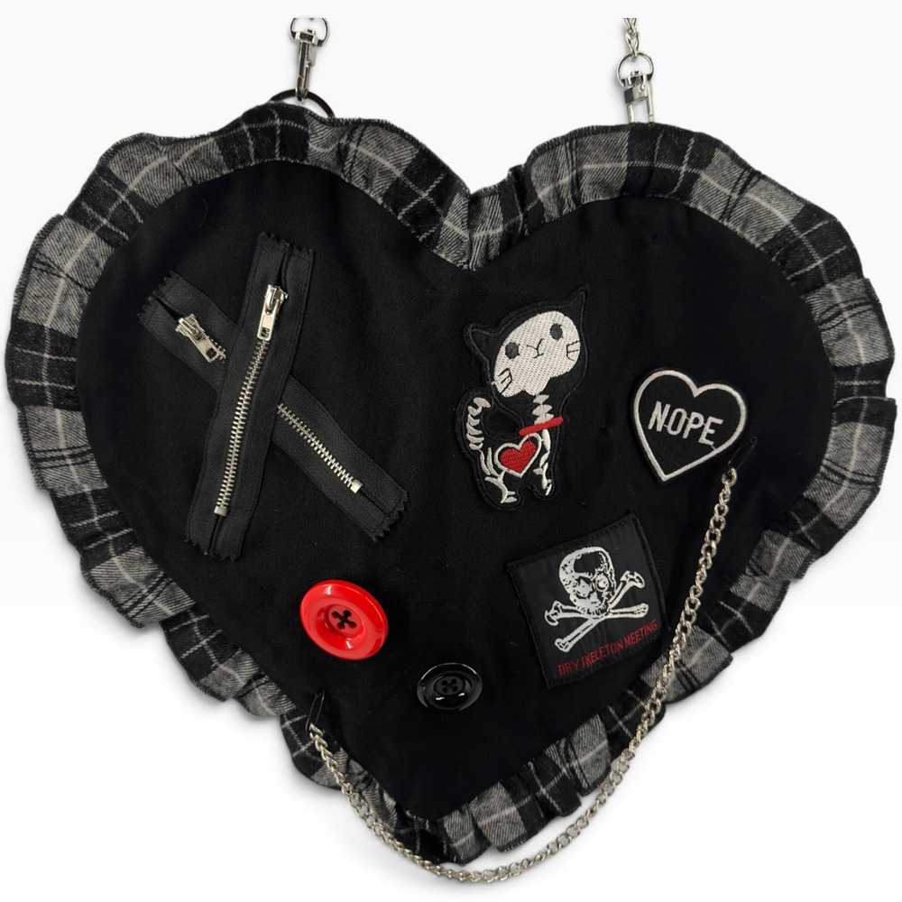 🖤Jiu Rou Shi Ji 🖤 Women Heart Punk Rock Plaid Ruffle Black Crossbody Bag Small